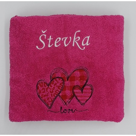 Osuška s motívom 3 srdiečok