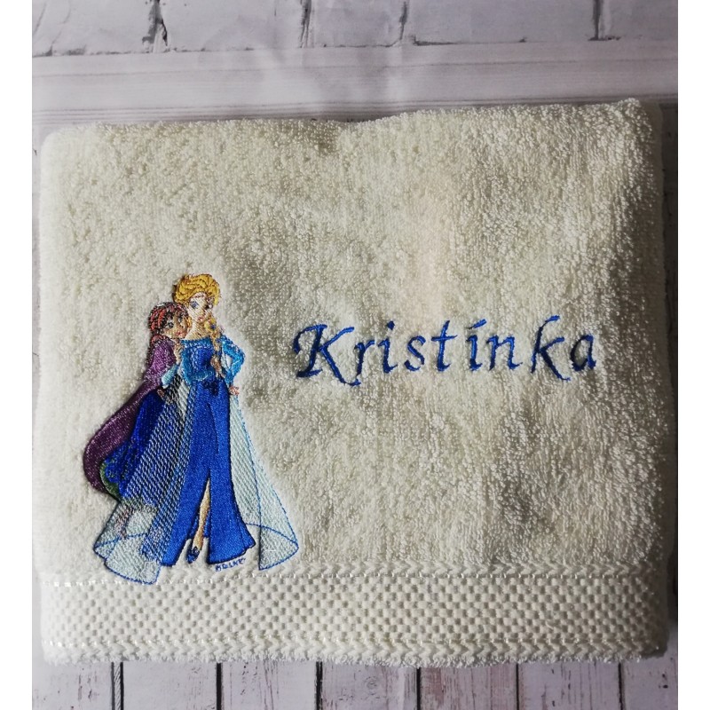 Osuška s motívom Frozen a s menom