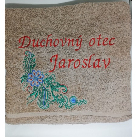 Osuška s ornamentom a s menom
