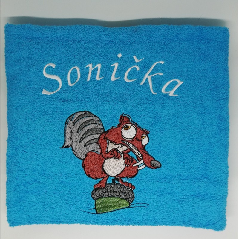 Osuška s veveričkou a s menom